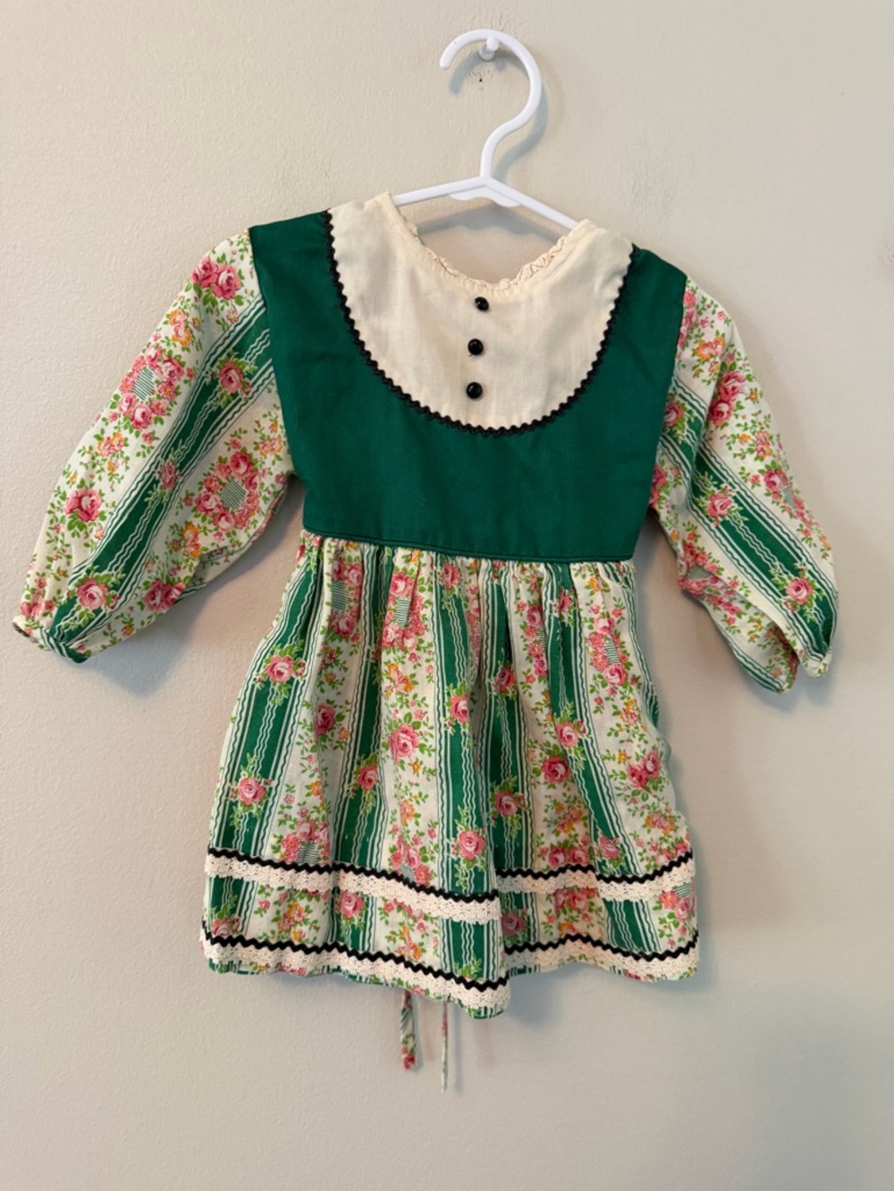 Mini World Green Floral Vintage-Style Girls Dress